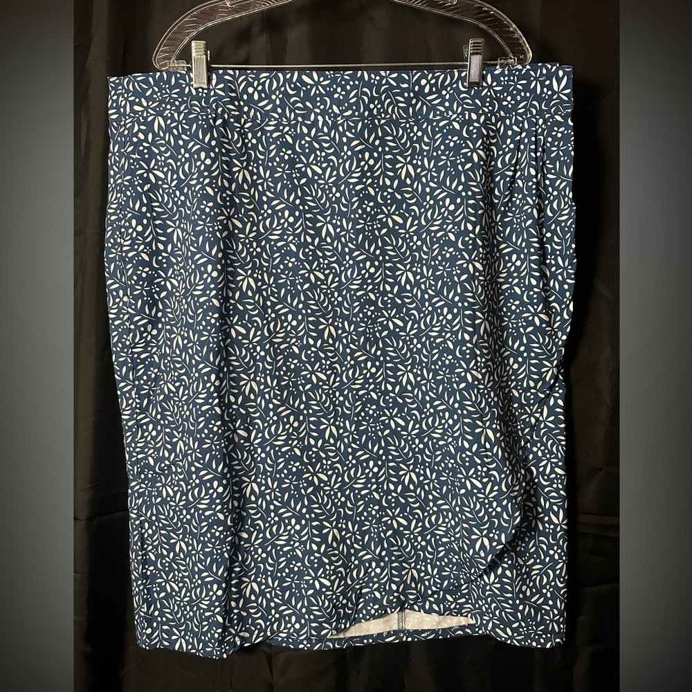 RipSkirt Blue Floral Wrap Stretch Beach Adjustable Tropical Hawaii Vacation